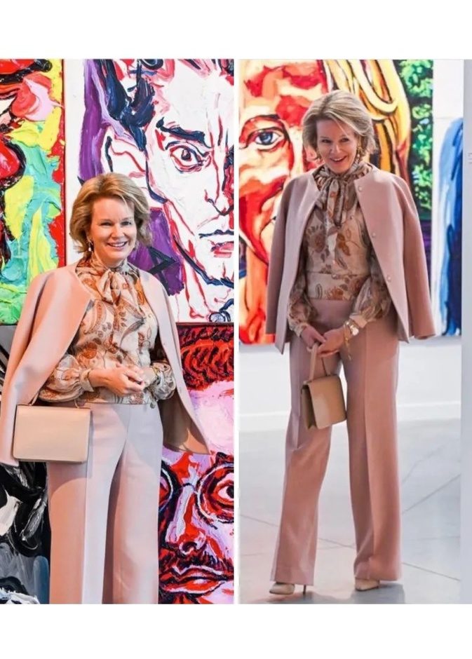 الملكة ماتيلد تزور معرض تشارلز شيمكوفيتش في لييج