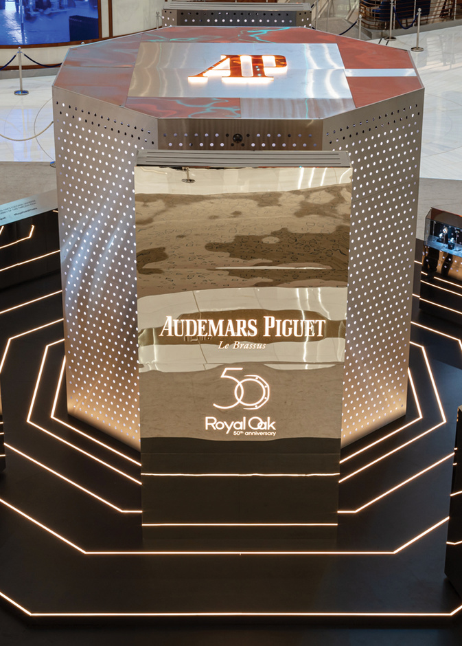 أوديمار بيغه تحتفل في دبي بالذكرى السنوية الخمسين على إطلاق ساعة رويال أوك