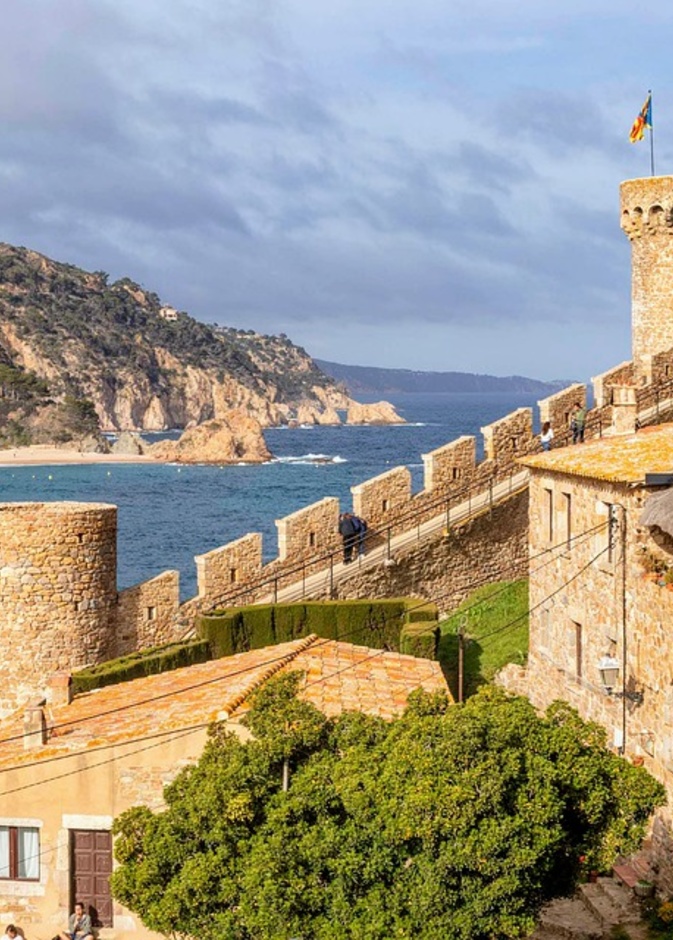 أسبانيا وجهة ساحرة لمواليد برج الجوزاء بواسطة maxpixel