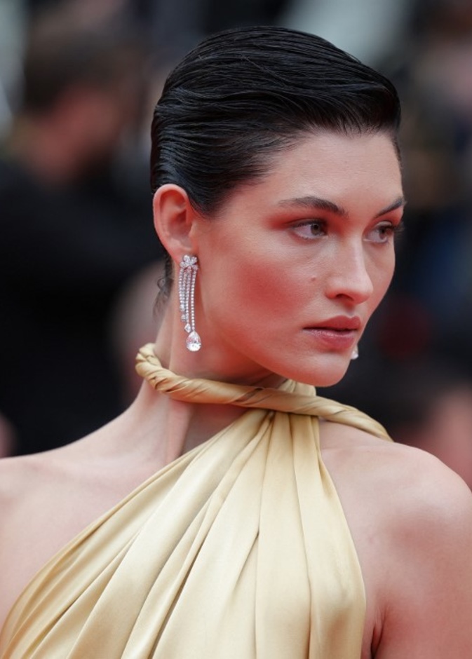 إطلالات النجمات العالميات الجمالية أكثر جاذبية في اليوم الثاني من مهرجان كان 2022