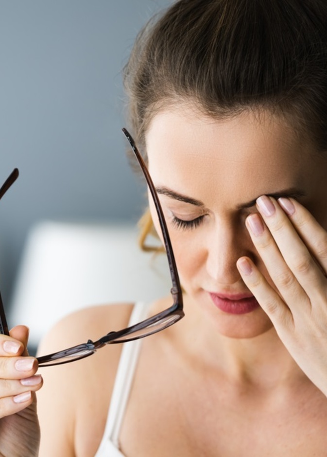 افضل النصائح للمساعدة على تخفيف اجهاد العين-رئيسية واولى