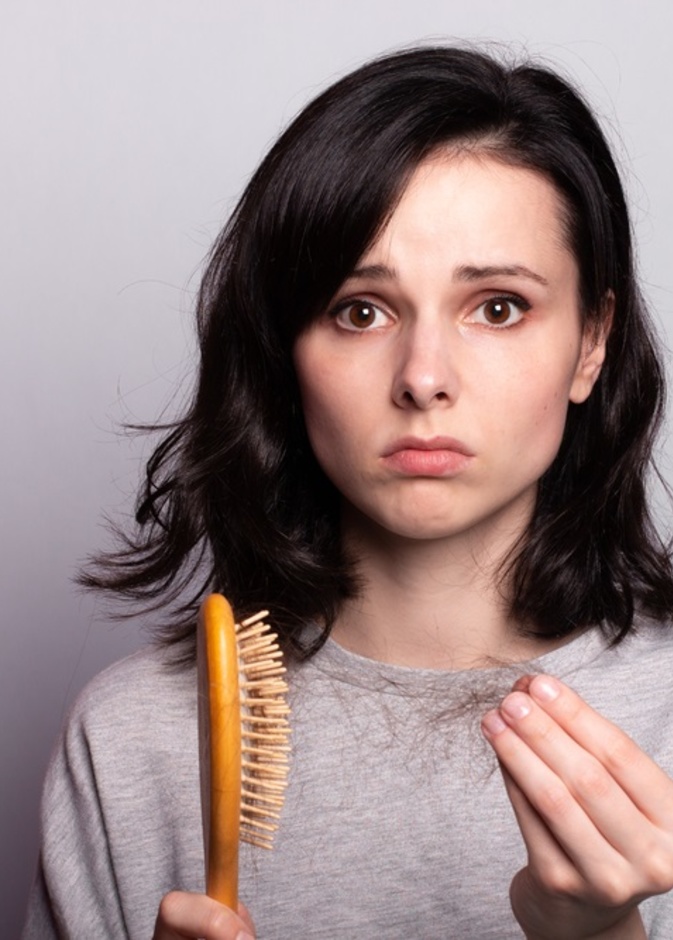 تساقط الشعر من اعراض نقص الزنك-رئيسية واولى