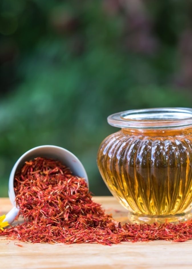 فوائد العصفر للقولون العصبي