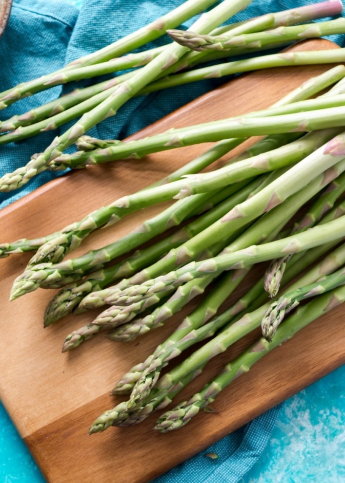 فوائد الهليون الصحية للنساء