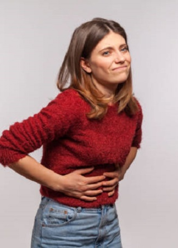 10 أطعمة تتسبب في حرقة المعدة تجنب تناولها في العيد