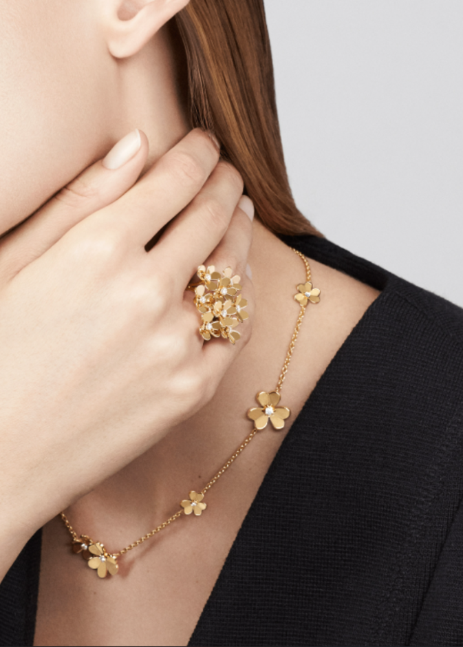 صورة من فان كليف اند آربلز