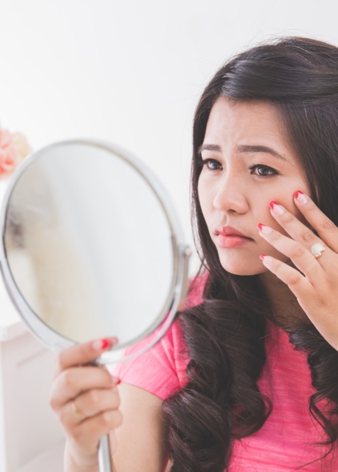 علامات تحذيرية تحت العين لارتفاع الكوليسترول في الدم