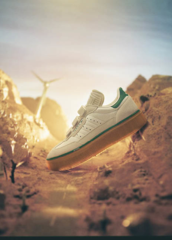 ADIDAS X IVY PARK تقدم حذاء رياضي جديد من ستايل SUPER SLEEK