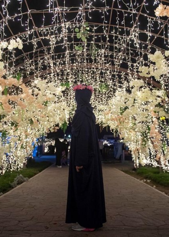 فعاليات ساحرة في انطلاق النسخة الثانية من مهرجان "طائف الورد"