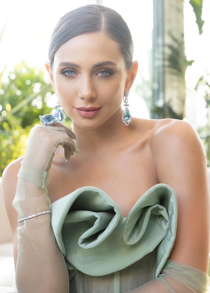 مجوهرات المشاهير العرب على السجادة الحمراء في مهرجان كان 2022