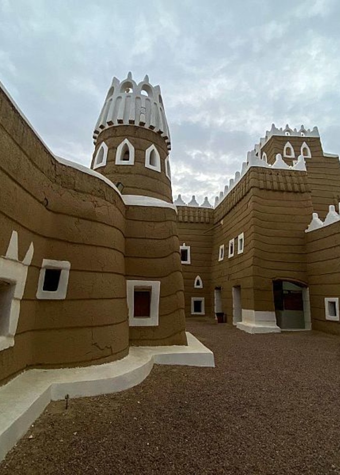 قصر الإمارة التاريخي بنجران.. وجهة تراثية ساحرة وشاهد على أمجاد الأجداد - المصدر واس 