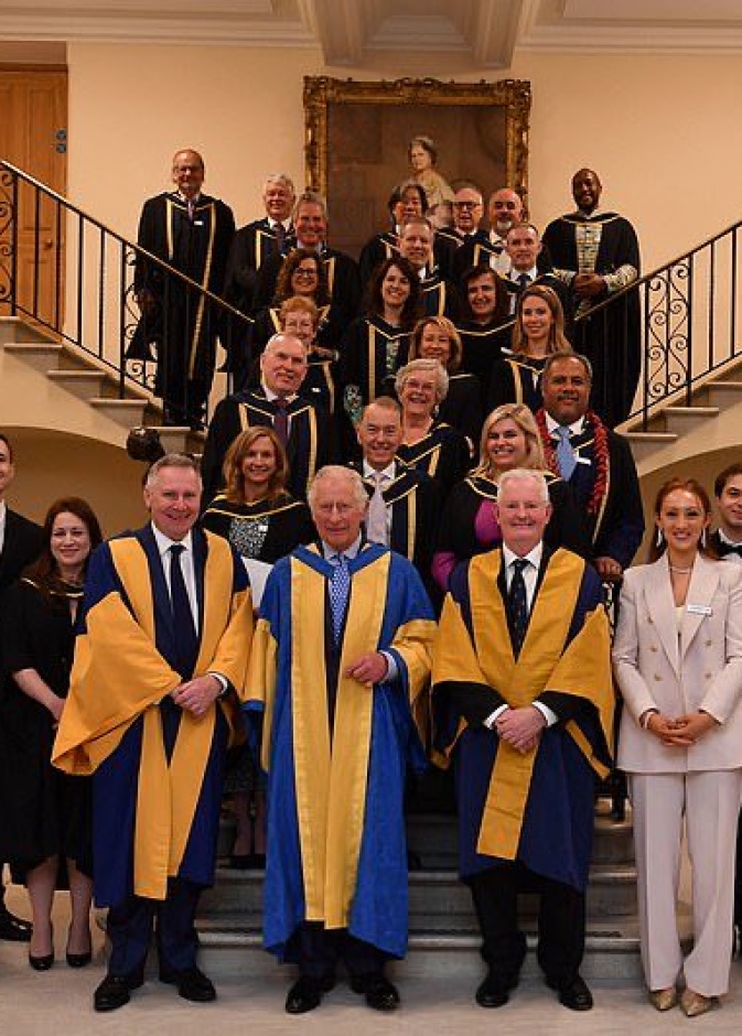 الأمير تشارلز يشارك في تكريم الطلبة المتفوقين في الكلية الملكية للموسيقى