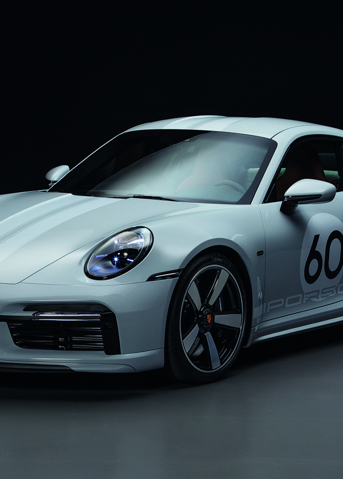 بورشه تطلق سيارتها 911 Sport Classic الخاصة الجديدة
