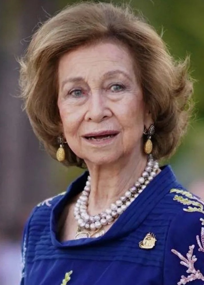 إصابة الملكة صوفيا ملكة إسبانيا السابقة بعدوى فيروس كورونا