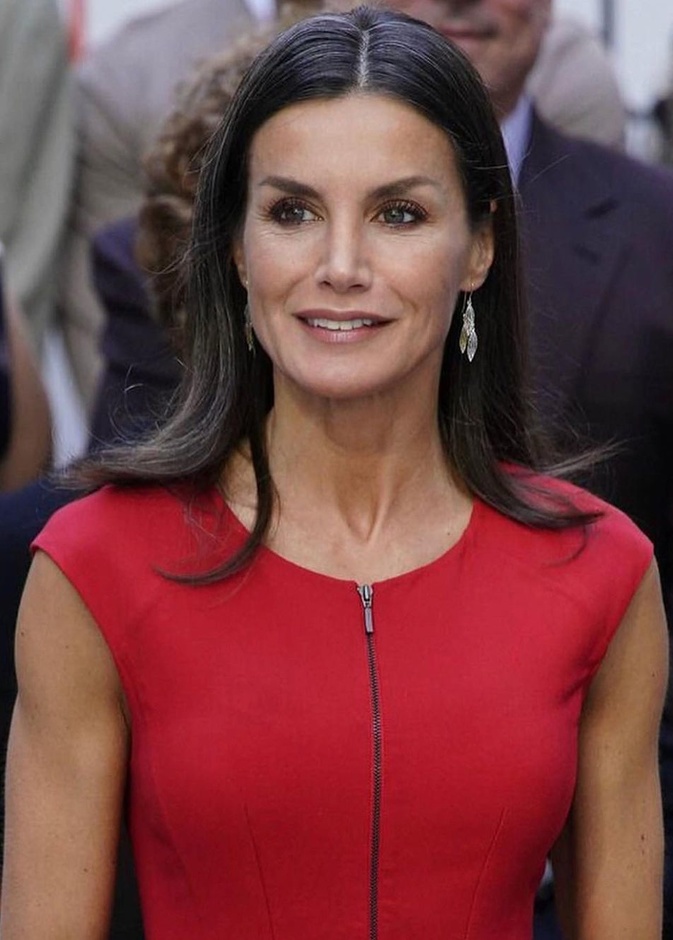 الملكة ليتيزيا في اجتماع عمل جديد في قاعة احتفالات ICEX في مدريد