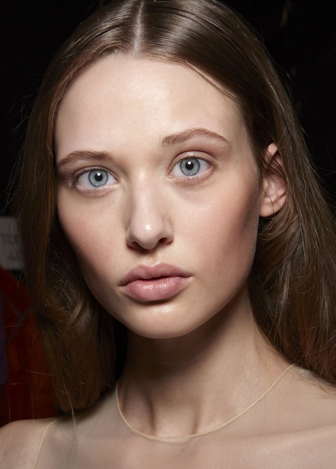 فوائد زيت الزيتون للبشرة الدهنية وأفضل الماسكات منه