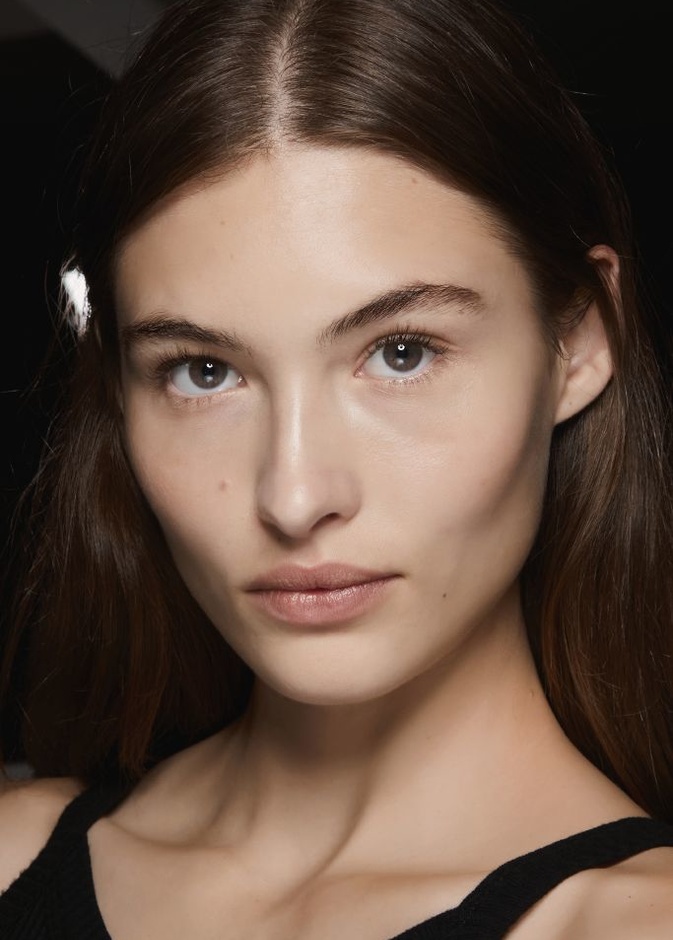 ماسك العدس لتفتيح الفوري للبشرة في أيام العيد