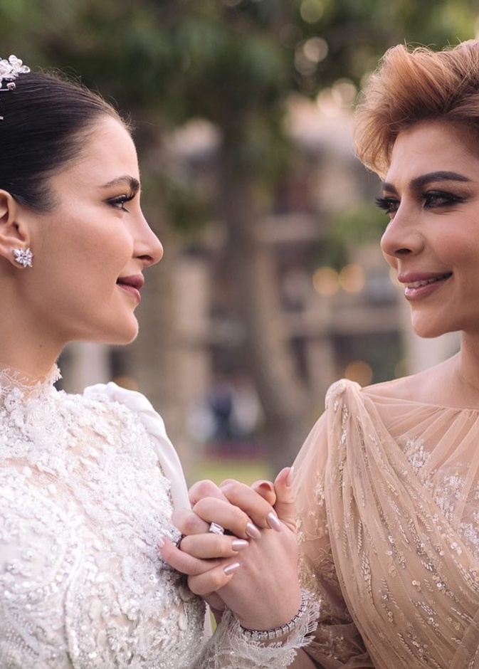 شام الذهبي ووالدتها الفنانة أصالة 