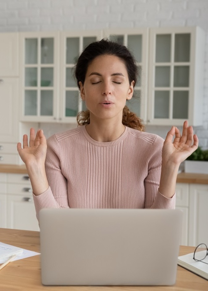 كيف تسيطر المرأة على غضبها