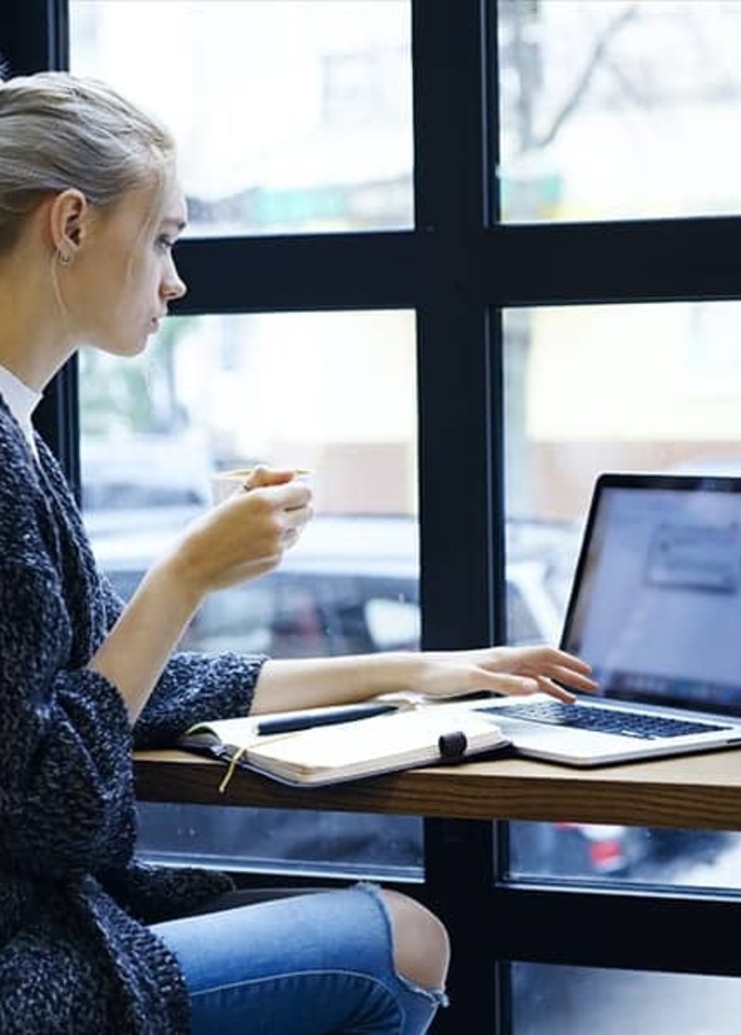 أهم المواقع الإلكترونية التي توفر عملا للمرأة عن بعد