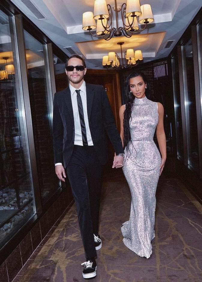 العلاقة الرومانسية بين كيم كارداشيان Kim Kardashian وبيت ديفيدسون Pete Davidson في طريقها للانتهاء قريبا