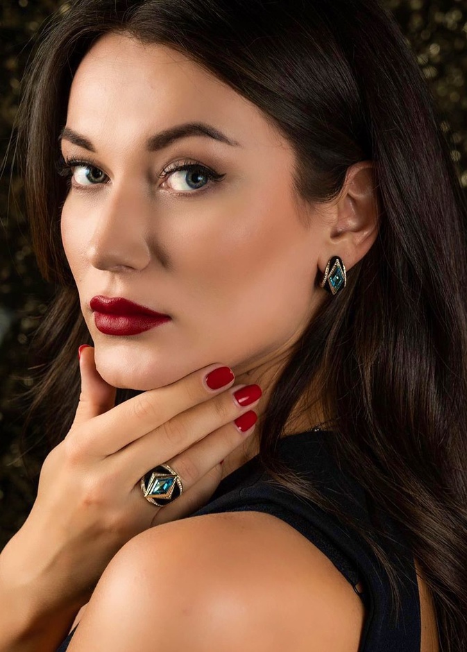 تصاميم ميان جعفر