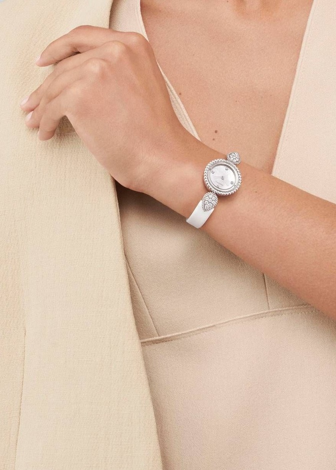 ساعات يد نسائية راقية من بوشرون