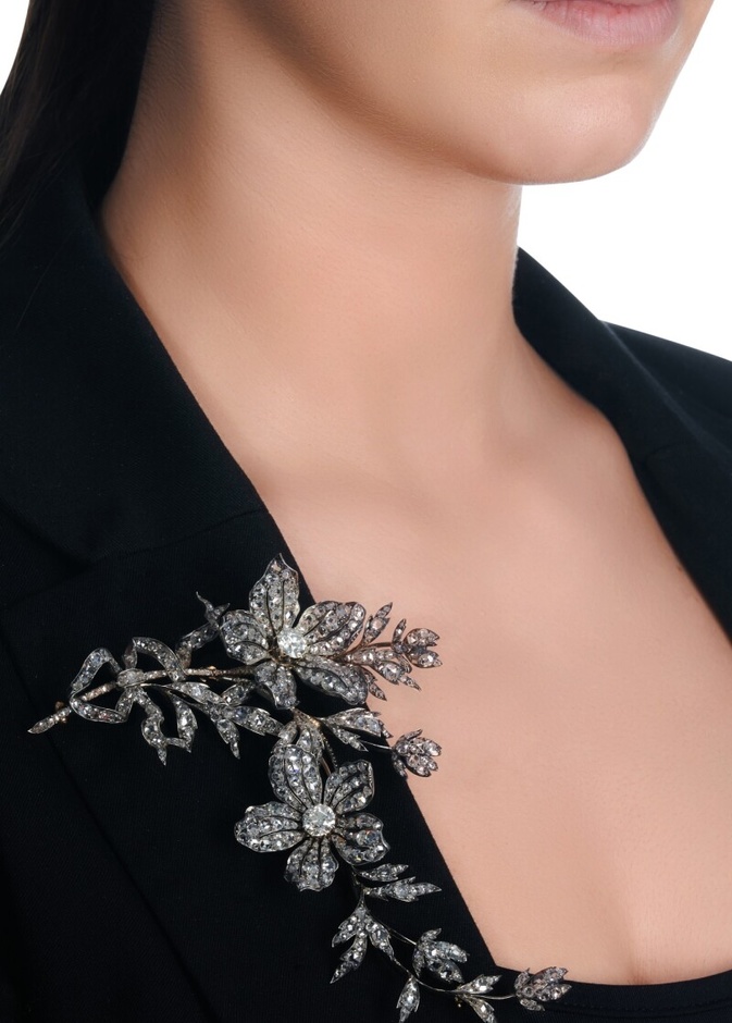 سحر الفخامة في مجوهرات مزاد سوذبيز Fine Jewels