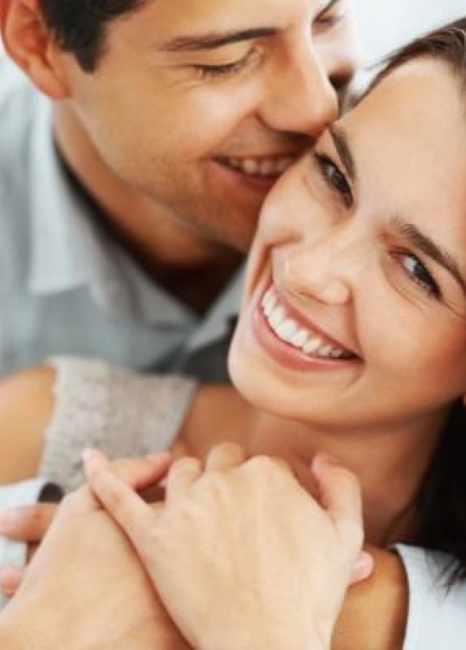 فوائد وإيجابيات رسائل الغزل بين الزوجين