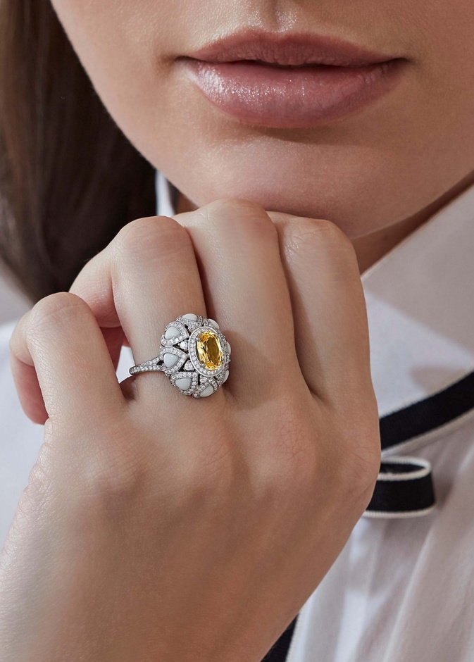 مجوهرات الياقوت الأصفر الأكثر رواجاً لصيف 2022 