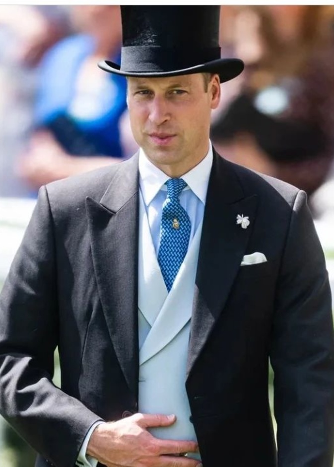 ملك مستقبلي وبائع جرائد؟