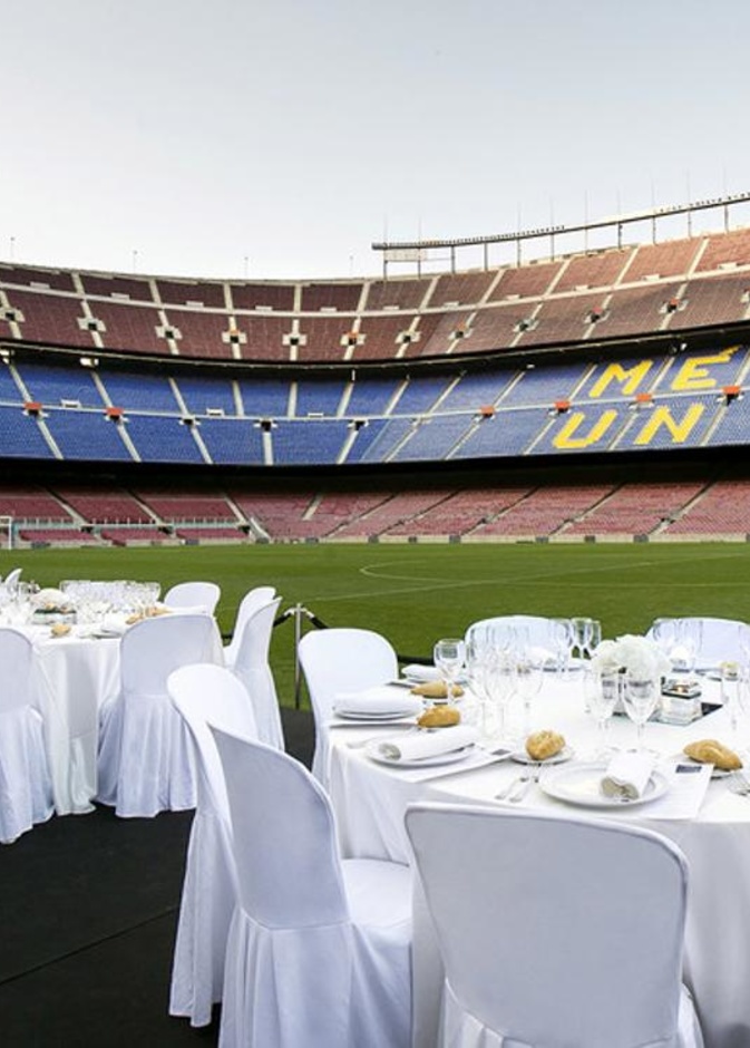 نادي برشلونة يفتح أبواب ملعبه لحفلات الزفاف