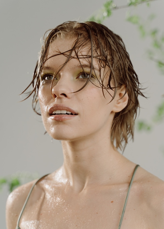 نصائح طبيعية فعالة لترطيب البشرة الدهنية