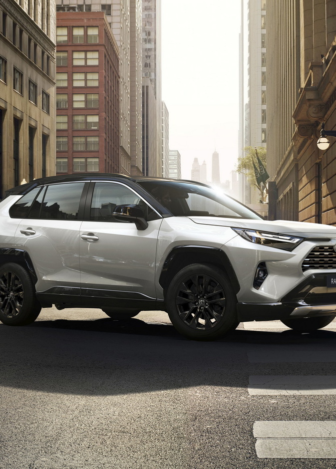 تويوتا تجري تعديلات على سيارات RAV4 2023