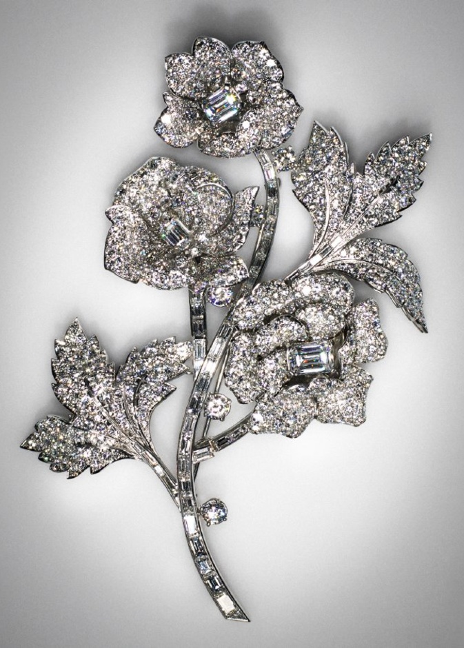 Tiffany & Co  تُطلق معرض الرؤية والبراعة في لندن