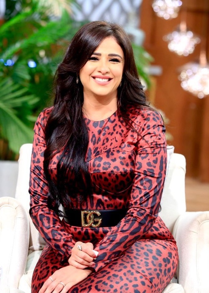 ياسمين عبد العزيز