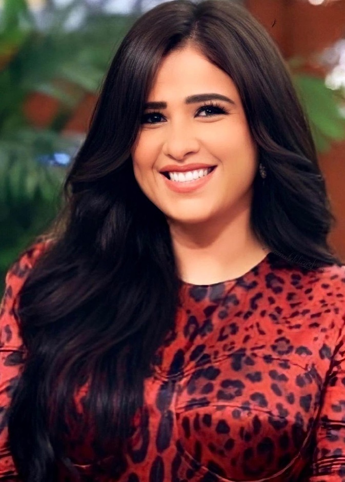 ياسمين عبد العزيز