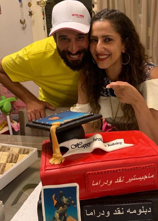 حنان مطاوع تحتفل بعيد ميلاد زوجها
