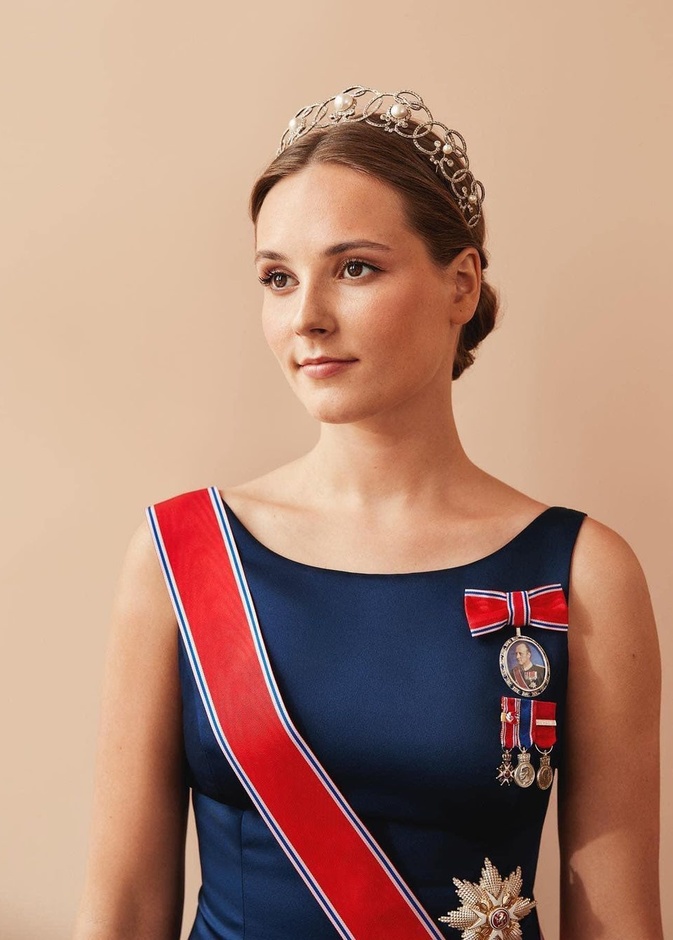 الأميرة إنغريد تحتفل بعيد ميلادها الـ 18