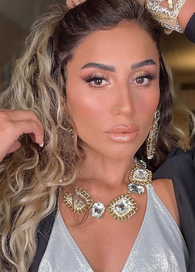 دينا الشربيني في أحدث إطلالاتها