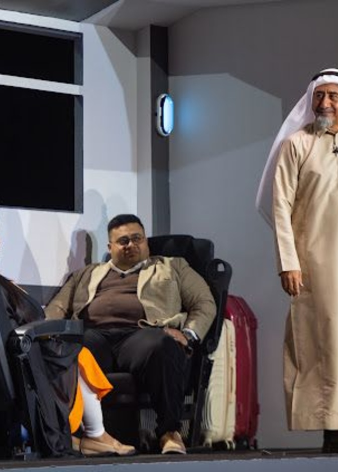 إقبال كبير من الجمهور على مسرحية "بخصوص بعض الناس" وناصر القصبي يعبر عن سعادته