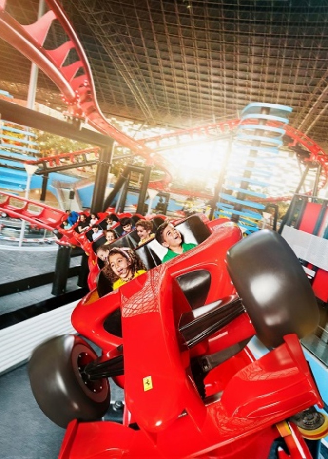 فيراري أبوظبي وعالم وارنر براذرز في قائمة أبرز 100 مدينة ترفيهية بالعالم