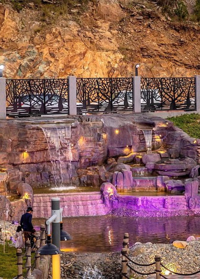 منتزه الشلال.. وجهة الباحثين عن نسمات السعادة في أحضان الطبيعة بالباحة