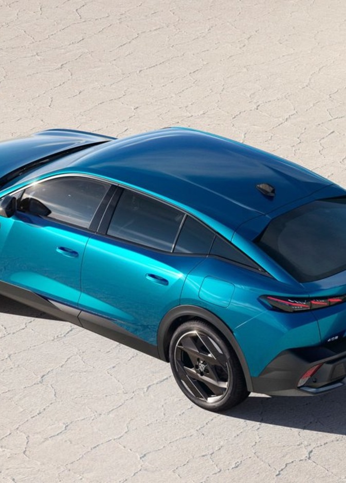 بيجو تكشف عن سيارة شبابية أنيقة