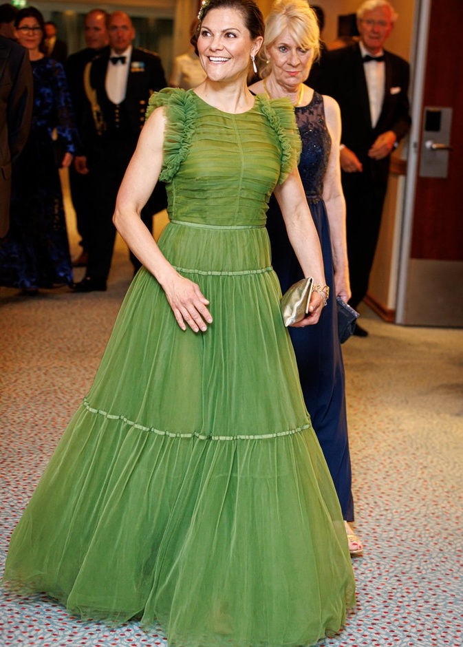 الأميرة فيكتوريا تحضر حفل عشاء في أمستردام