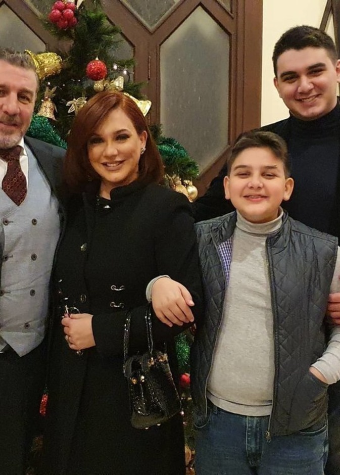 مناسبات سعيدة جمعت ثنائيات المشاهير رغم طلاقهم