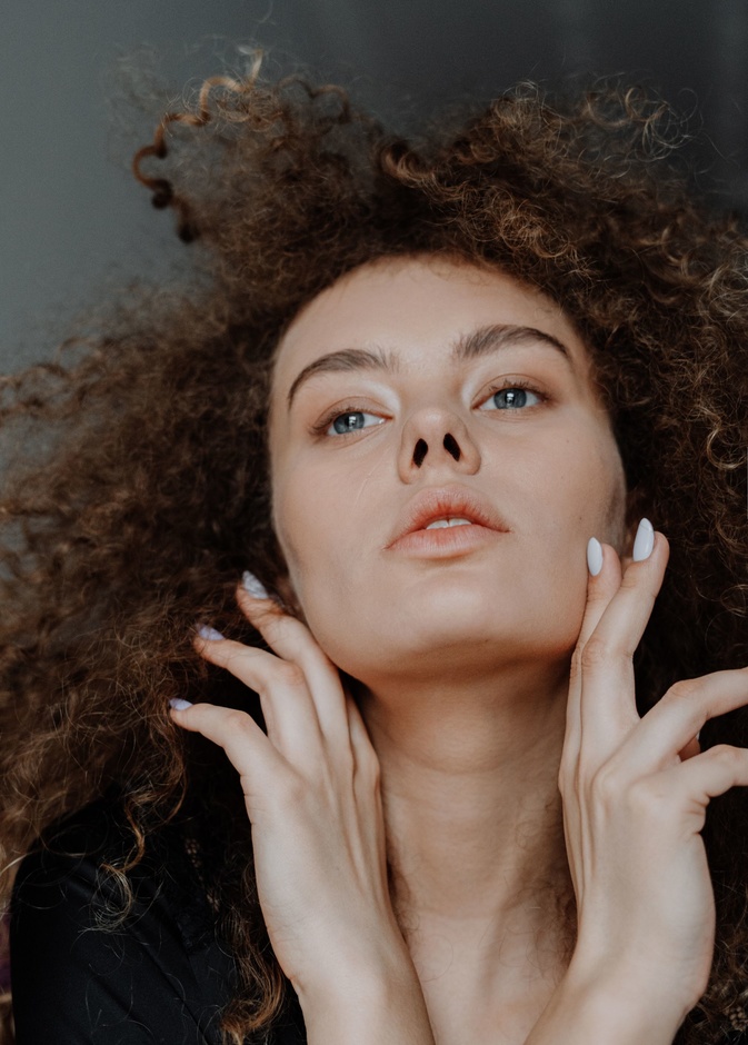 ما هي مميزات حقن سكلبترا للحصول على بشرة نضرة وناعمة