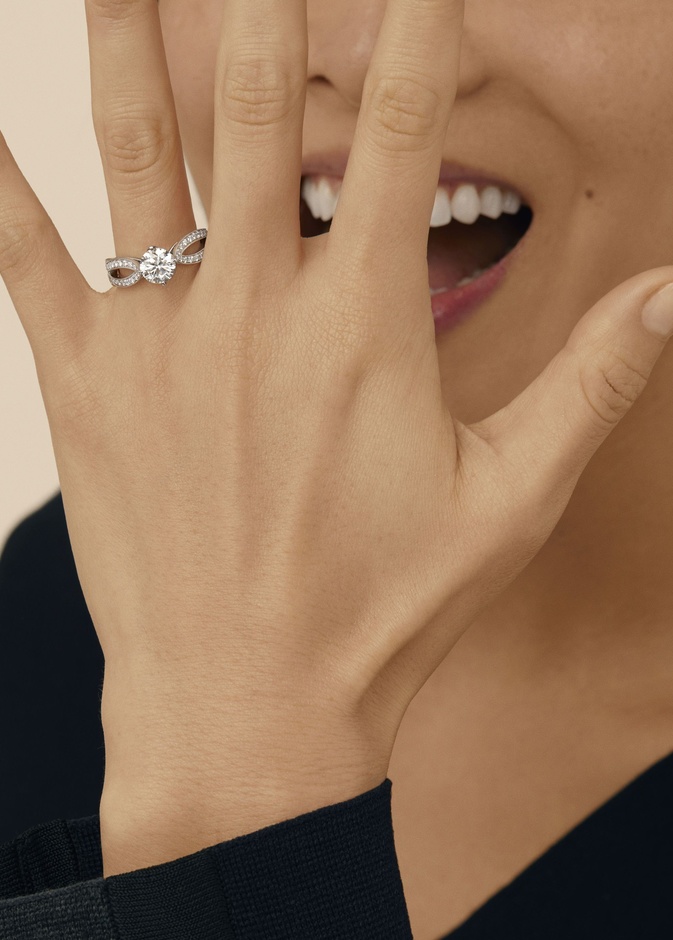 دبل خطوبة الماس لذوات الأصابع الطويلة