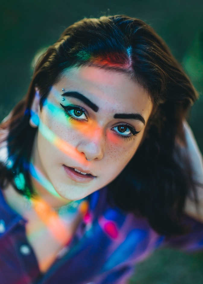 احصلي على مظهر حواجب كثيفة قبل العيد بخلطات طبيعية سهلة