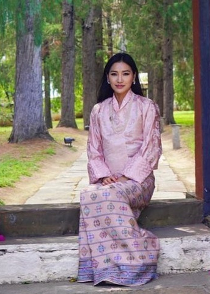 صورة رسمية جديدة لملكة بوتان بمناسبة الاحتفال بعيد ميلادها الثاني والثلاثين